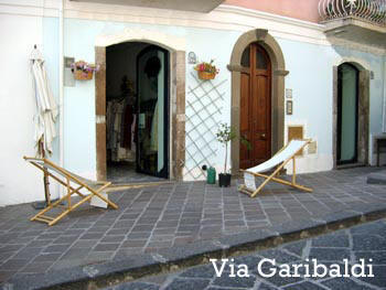 Affitta casa nel centro di Lipari / House for rent in the centre of Lipari